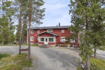 Фотографии Гостевой дом Wilderness Hotel Papin Talo г. Рука (Финляндия) №1 Фото Гостевой дом Wilderness Hotel Papin Talo г. Рука 1