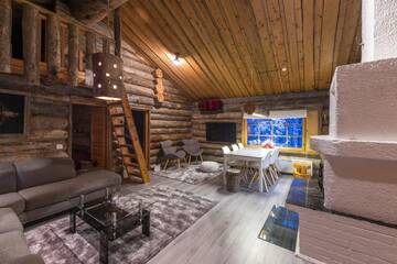 Фото номера Two-Bedroom Chalet with two sleeping lofts Шале RukanKelo г. Рука 8