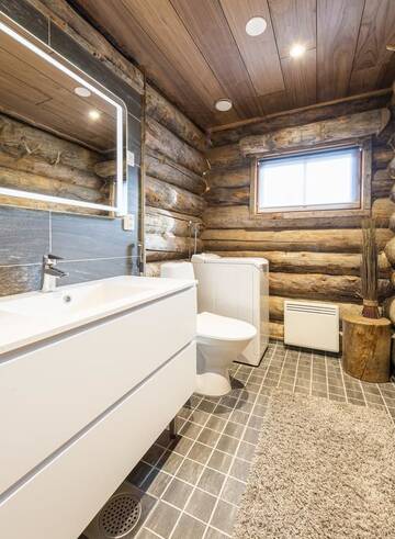 Фото номера Two-Bedroom Chalet with two sleeping lofts Шале RukanKelo г. Рука 14