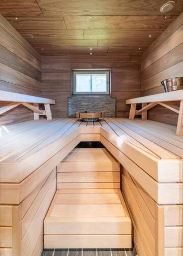 Фото номера Two-Bedroom Chalet with two sleeping lofts Шале RukanKelo г. Рука 22