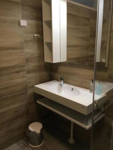 Фото номера Четырехместный номер &quot;Комфорт&quot; Отель Hotel Arctic Zone г. Рука 13