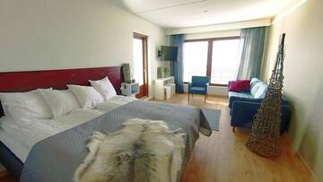 Фото номера Четырехместный номер &quot;Комфорт&quot; Отель Hotel Arctic Zone г. Рука 10
