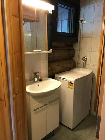 Фото номера Дом для отпуска с лофтом Дома для отпуска Chill Cave - logwood cottage г. Рука 24
