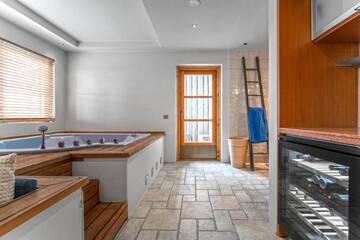 Фото номера Улучшенное шале Шале Keloruka Cottage г. Рука 28