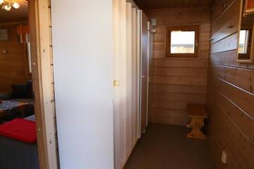 Фото номера Коттедж с 1 спальней и сауной Дома для отпуска Matkailumaja Heikkala Cottages г. Рука 16