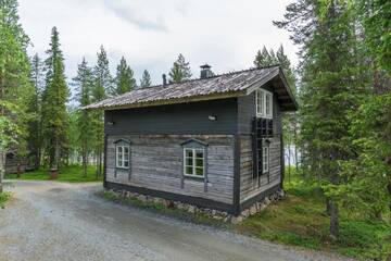 Фото номера Дом для отпуска с 5 спальнями и видом на озеро Дома для отпуска Ruka Safaris - Alinan Tupa г. Рука 13
