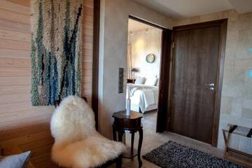Фото номера Люкс с 2 спальнями Отель Ruka Peak - Boutique Hotel &amp; Restaurant г. Рука 6
