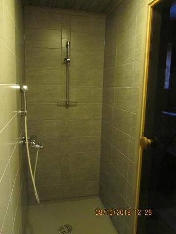 Фото номера Two-Bedroom Cottage with Sauna - Saarua-ahontie 18 Дома для отпуска Rukakaiku Cottages г. Рука 22
