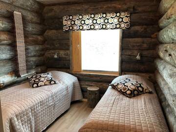 Фото номера Four-Bedroom Cottage with Sauna - Vapatie 6 Дома для отпуска Rukakaiku Cottages г. Рука 15