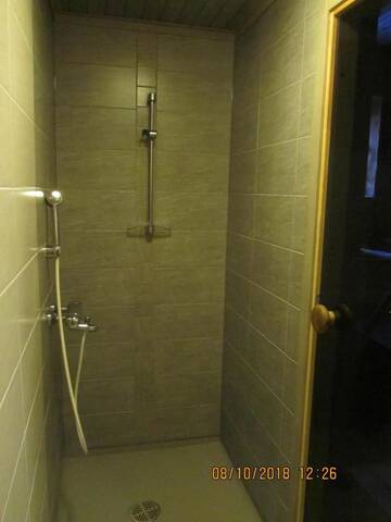 Фото номера Two-Bedroom Cottage with Sauna - Saarua-ahontie 18 Дома для отпуска Rukakaiku Cottages г. Рука 9