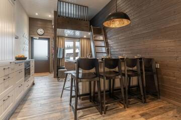 Фото номера Семейный номер-студио Апарт-отели Ski-Inn RukaValley г. Рука 6