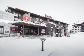 Фото номера Апартаменты с 2 спальнями Апарт-отели Ski-Inn RukaSuites г. Рука 7
